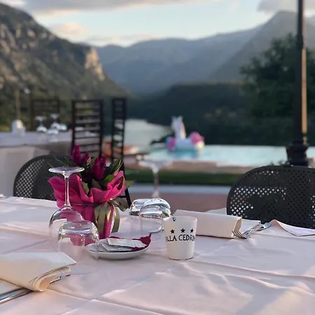 Cedrino Otel 3*
