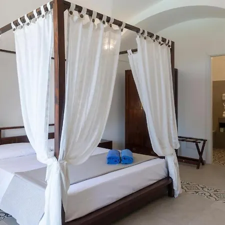 Cedrino Hotel 3*